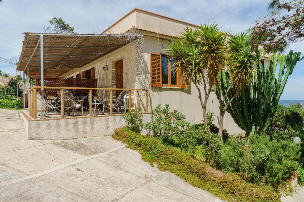 La Pineta Al Mare Apartment Erice Bagian luar foto