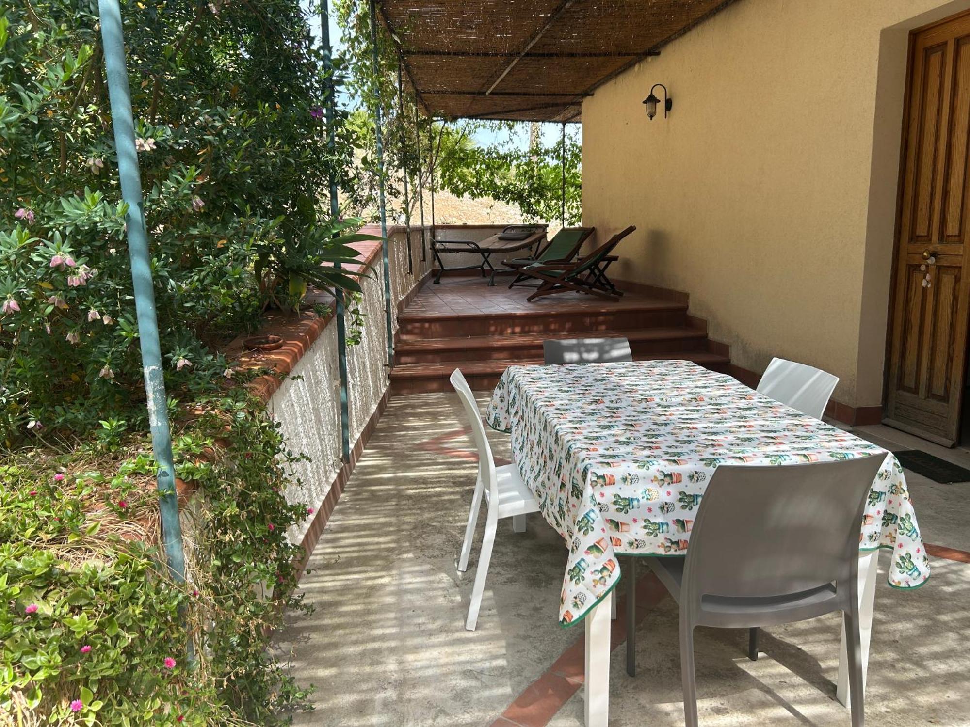 La Pineta Al Mare Apartment Erice Bagian luar foto